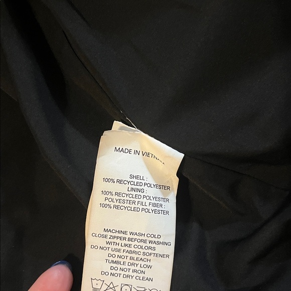 Quince Black Featherless Quilted Long Puffer Jacket Flaw Sz M - Picture 9 of 10